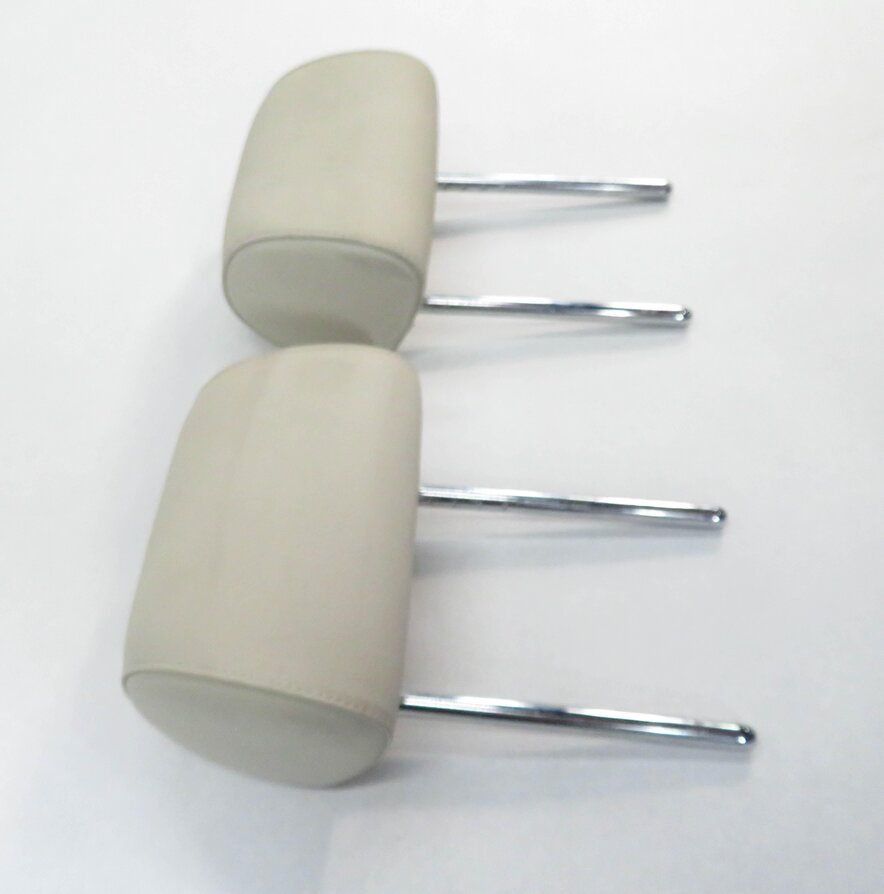 Thumbnail 4: 2011 BMW 550iGT (F07) LEFT & RIGHT REAR (IVORY LEATHER) HEADREST SET-2