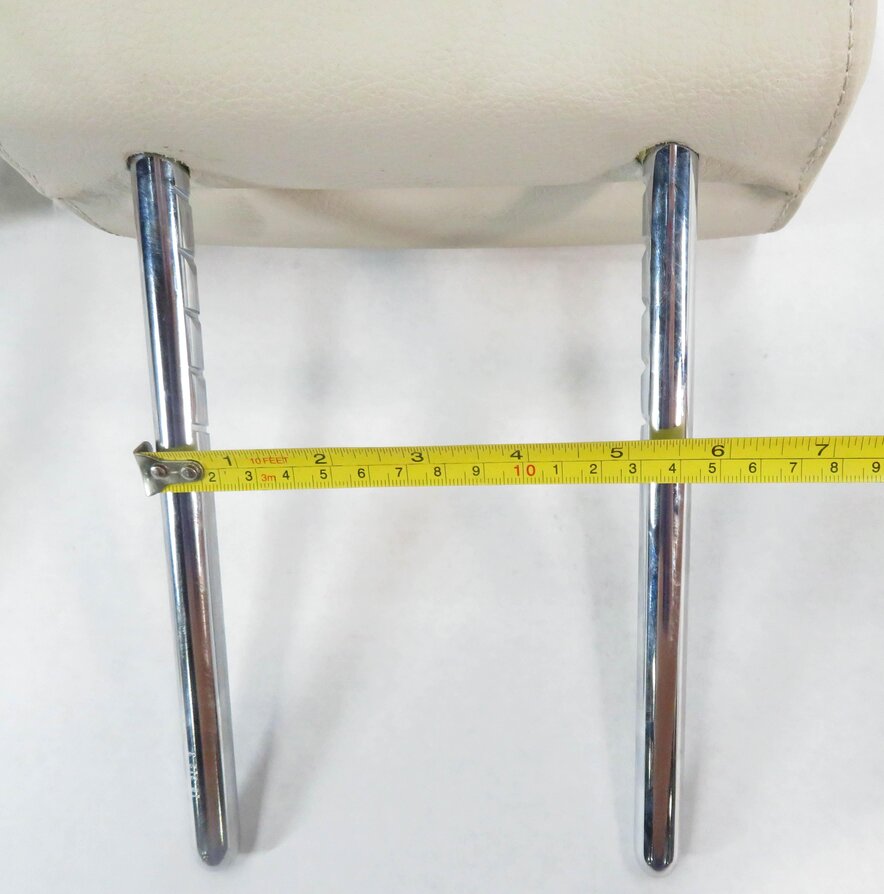 Thumbnail 6: 2011 BMW 550iGT (F07) LEFT & RIGHT REAR (IVORY LEATHER) HEADREST SET-2