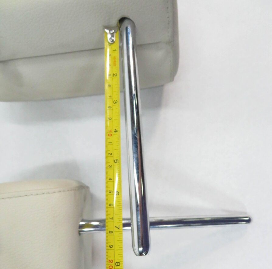 Thumbnail 7: 2011 BMW 550iGT (F07) LEFT & RIGHT REAR (IVORY LEATHER) HEADREST SET-2