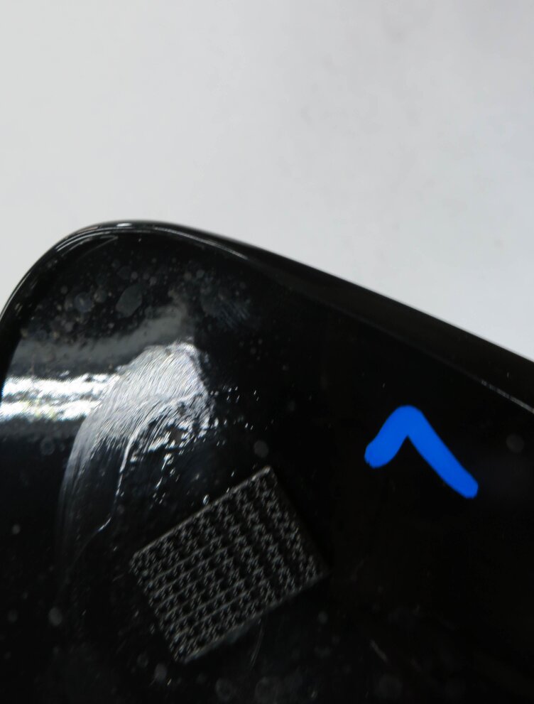 Thumbnail 7: 2011 BMW 550iGT (F07) LEFT DRIVER SIDE REAR QUARTER WINDOW TRIM