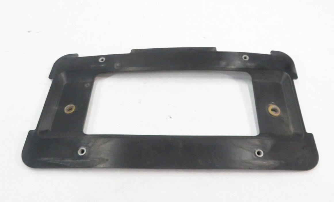 Thumbnail 5: 2011 BMW 550iGT (F07) REAR LICENSE PLATE BASE MOUNT RETAINER HOLDER BRACKET