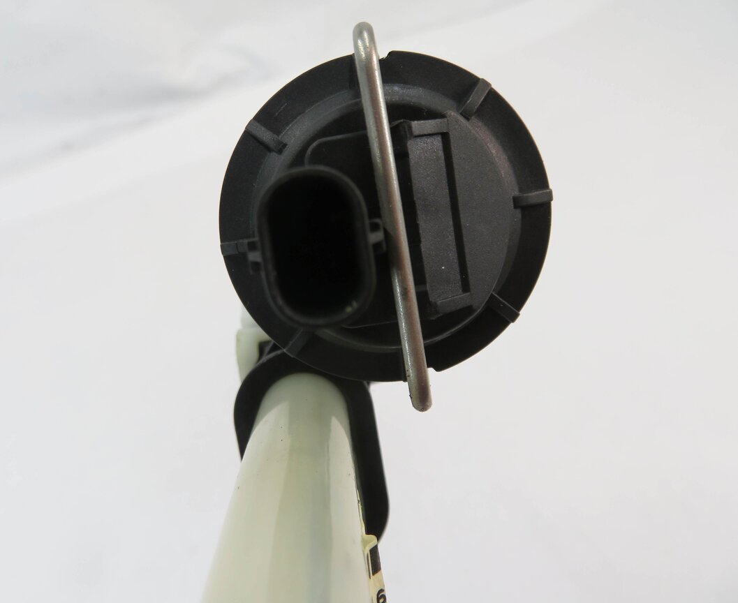 Thumbnail 7: 10-17 BMW 535iGT 550iGT (F07) RIGHT REAR DOOR WINDOW SHADE REGULATOR w/ MOTOR