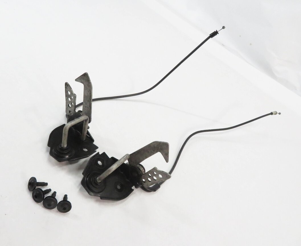 2011 BMW 550iGT (F07) FRONT LEFT & RIGHT HOOD LID SAFETY LOCK LATCH SET-2