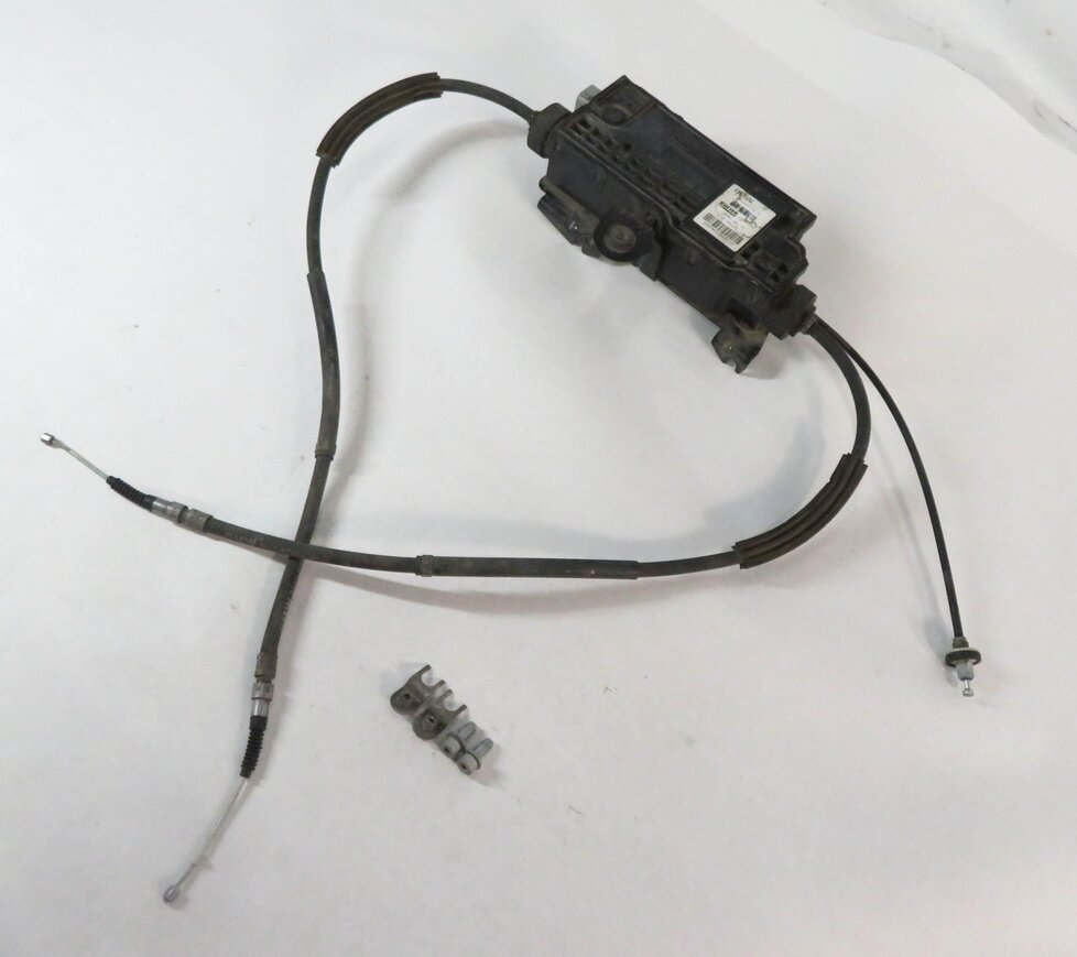 2011 BMW 550iGT (F07) EMERGENCY PARKING BRAKE ACTUATOR MOTOR w/ CABLES
