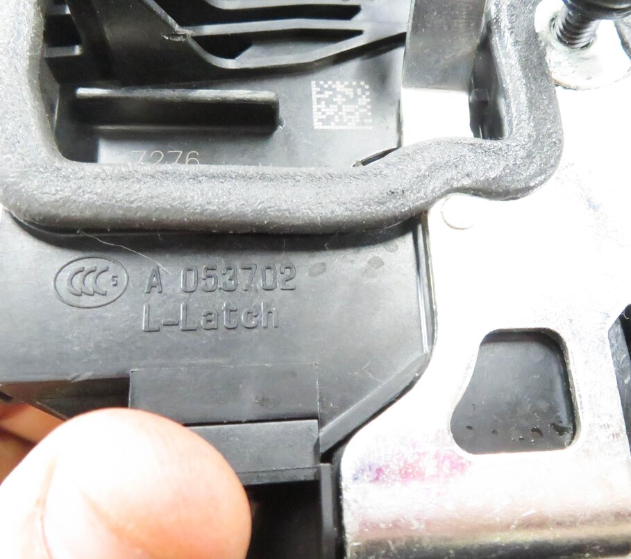 Thumbnail 6: 09-18 BMW 1/2/3/4/5/7/X1 X3 X4 (E87 E90 F01 F10) RIGHT FRONT DOOR LOCK LATCH