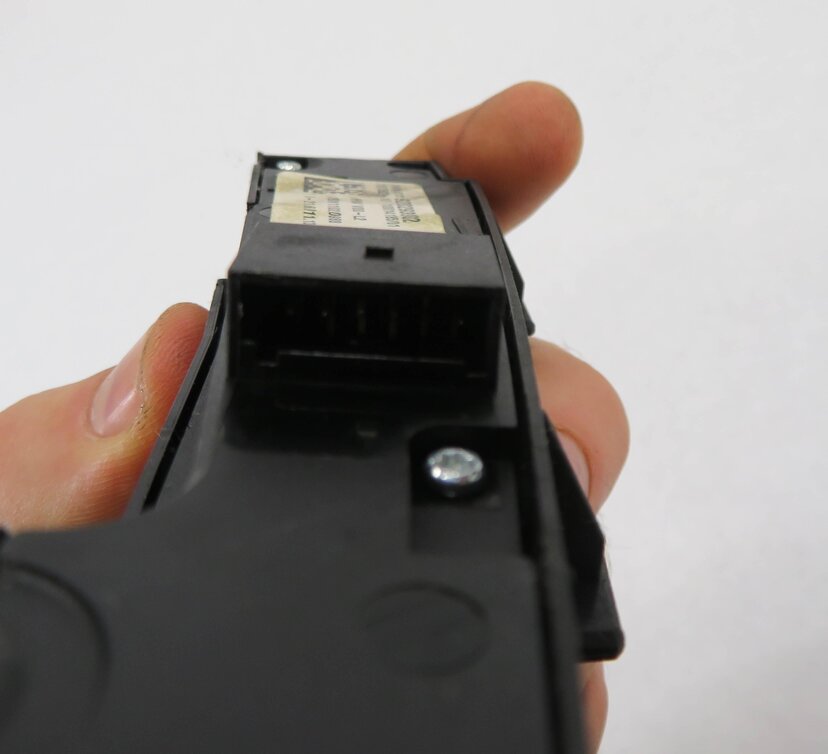 Thumbnail 7: 2011 BMW X3 (F25) FRONT CONSOLE SHIFTER TRIM HILL DESCENT PDC TRACTION SWITCH