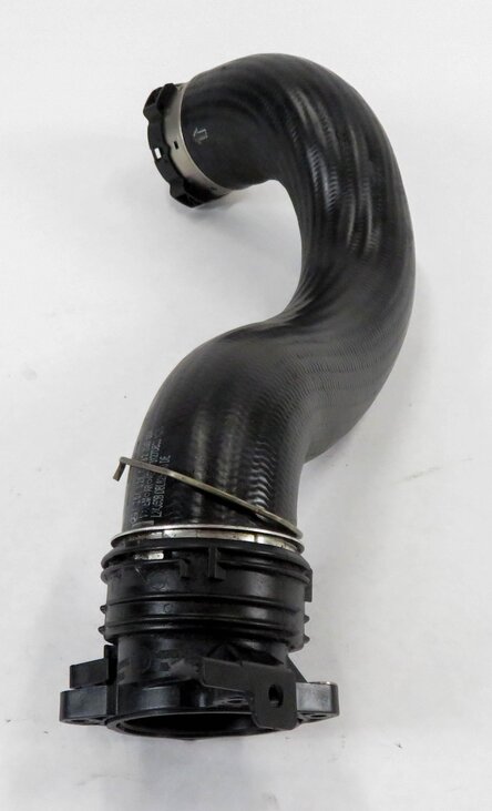 Thumbnail 2: 2011 MERCEDES BENZ E350 (W212) 3.0L OM642 DIESEL ENGINE RIGHT INTERCOOLER HOSE