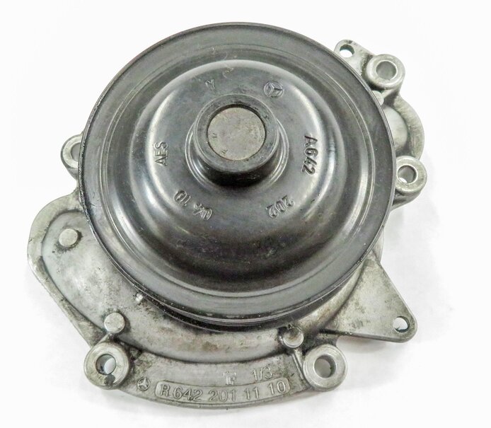 Thumbnail 2: 09-17 MERCEDES E350 GL320 GL350 ML320 ML350 S350 R350 - 3.0L DIESEL WATER PUMP