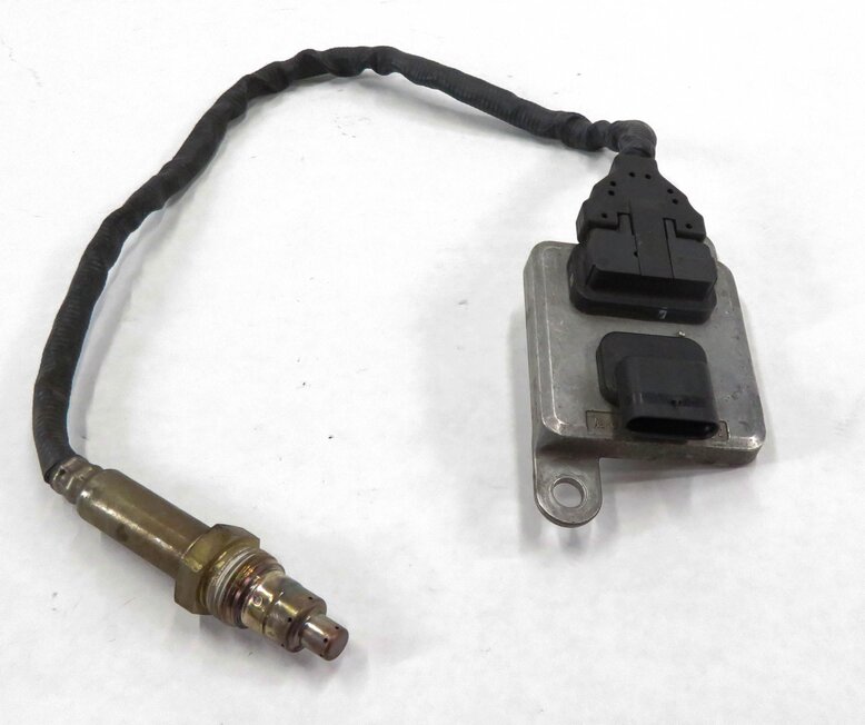 Thumbnail 3: 2011 MERCEDES BENZ E350 (W212) 3.0L OM642 DIESEL ENGINE NOX OXYGEN O2 SENSOR