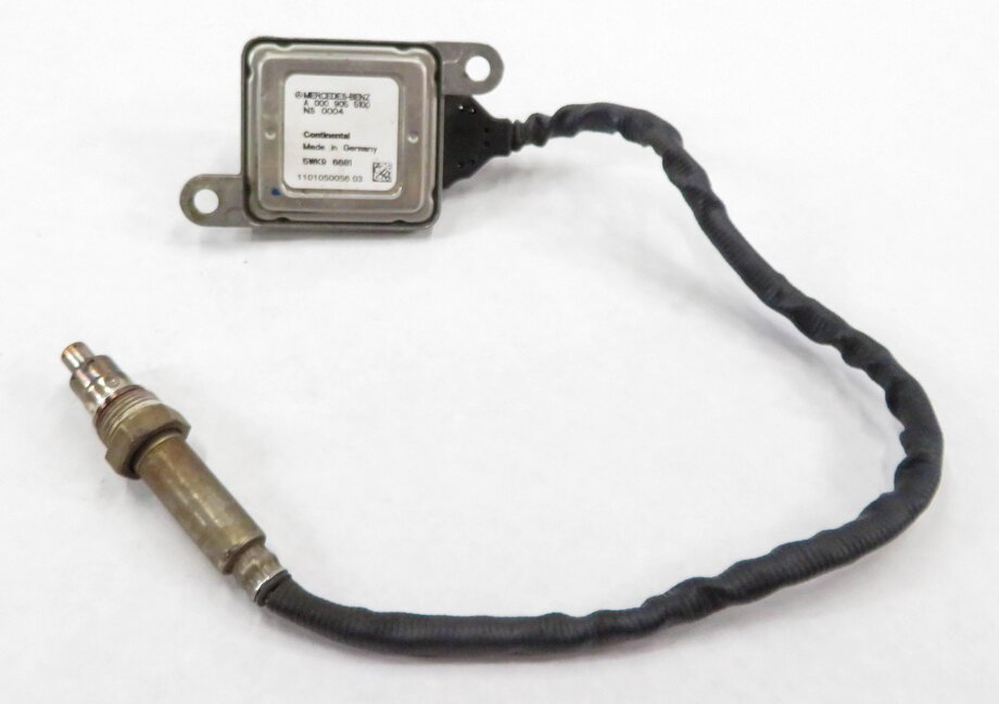 Thumbnail 5: 2011 MERCEDES BENZ E350 (W212) 3.0L OM642 DIESEL ENGINE NOX OXYGEN O2 SENSOR
