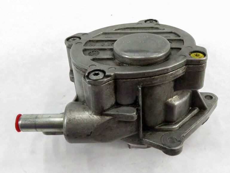 Thumbnail 4: 08-13 MB E320 E350 GL320 GL350 ML320 ML350 R350 3.0L OM642 DIESEL VACUUM PUMP