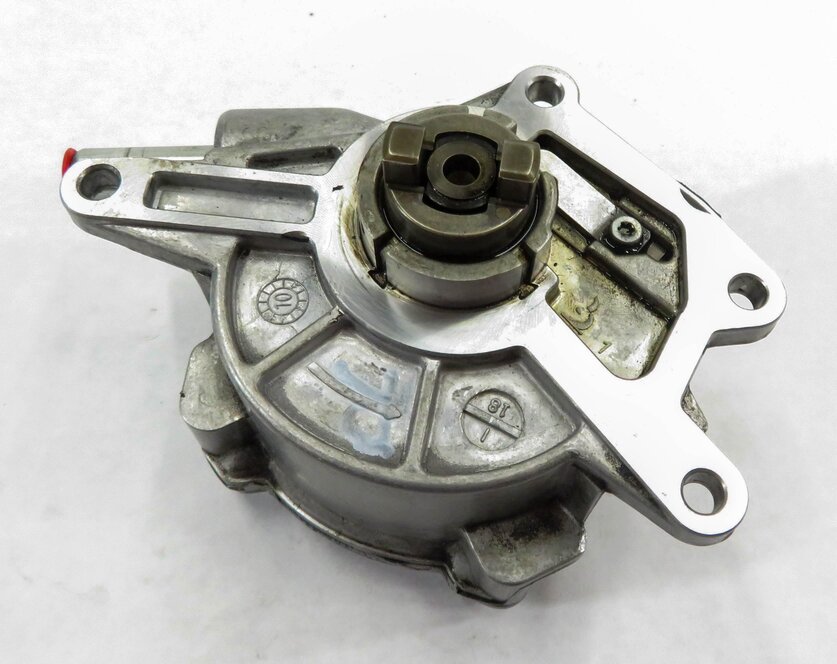 Thumbnail 5: 08-13 MB E320 E350 GL320 GL350 ML320 ML350 R350 3.0L OM642 DIESEL VACUUM PUMP