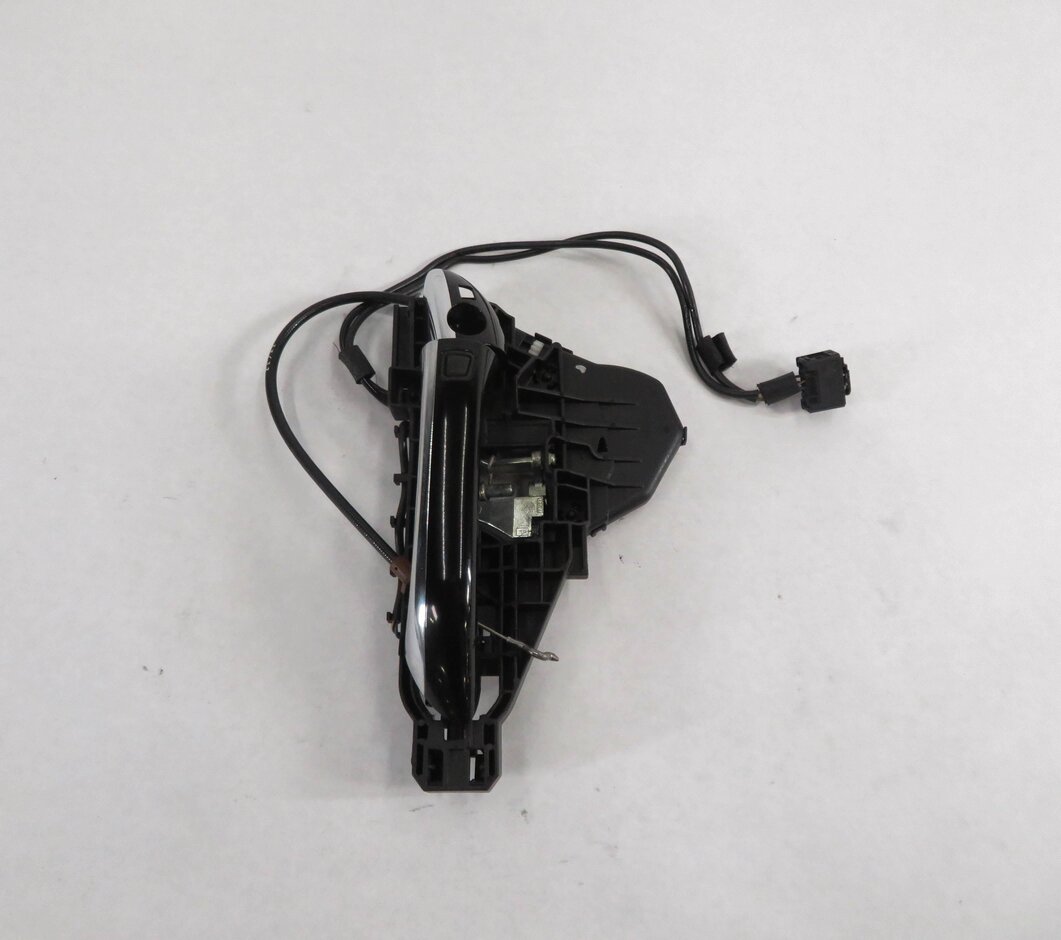 Thumbnail 3: 2012 MERCEDES GL350 (X164) LEFT FRONT DRIVER EXTERIOR DOOR HANDLE (BLACK 040U)