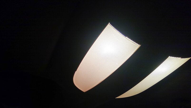 Thumbnail 2: 2012 MERCEDES BENZ GL350 (X164) FRONT MAP READING COURTESY LIGHT LAMP (BEIGE)