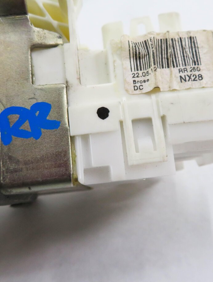 Thumbnail 8: 08-12 MB GL320 GL350 GL450 GL550 (X164) RIGHT SIDE REAR DOOR LOCK LATCH ACTUATOR