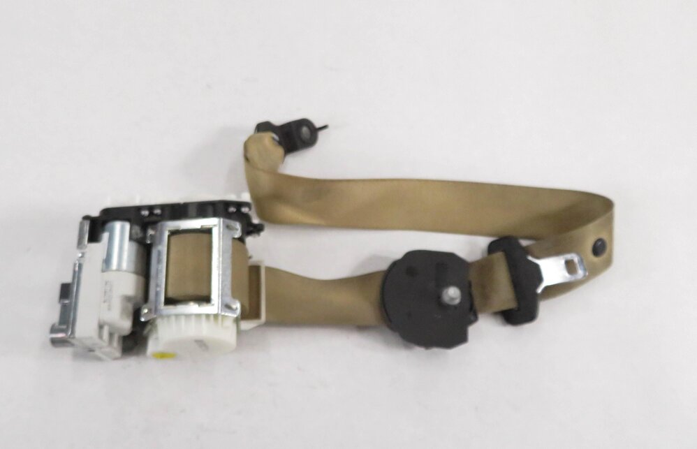 Thumbnail 3: 10-12 MB GL350 GL450 GL550 (X164) LEFT FRONT DRIVER SEATBELT RETRACTOR (BEIGE)