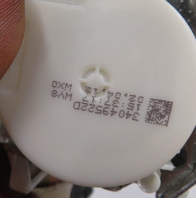 Thumbnail 6: 10-12 MB GL350 GL450 GL550 (X164) LEFT FRONT DRIVER SEATBELT RETRACTOR (BEIGE)