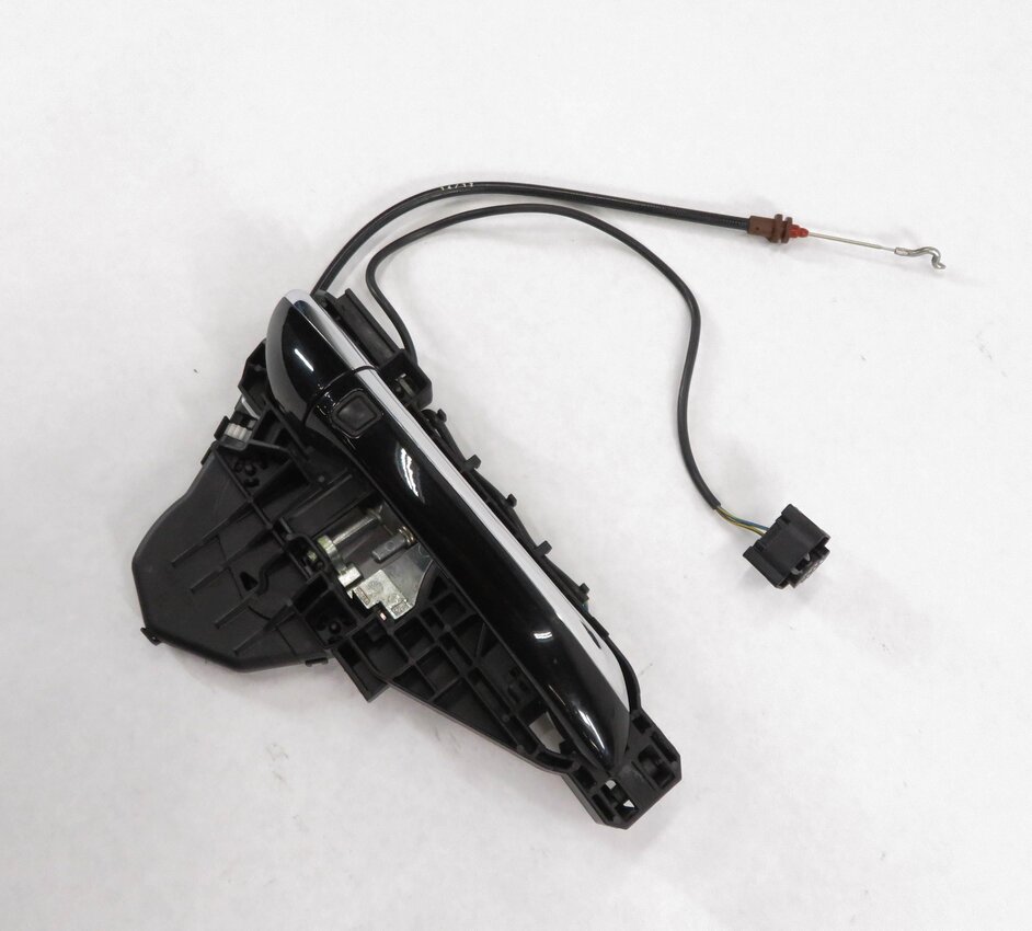 2012 MERCEDES GL350 (X164) RIGHT FRONT EXTERIOR DOOR HANDLE (BLACK 040U)