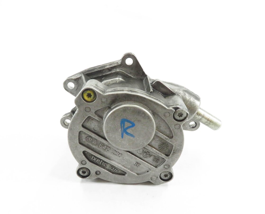 Thumbnail 4: 2012 MERCEDES BENZ GL350 (X164) 3.0L OM642 DIESEL ENGINE BRAKE VACUUM PUMP