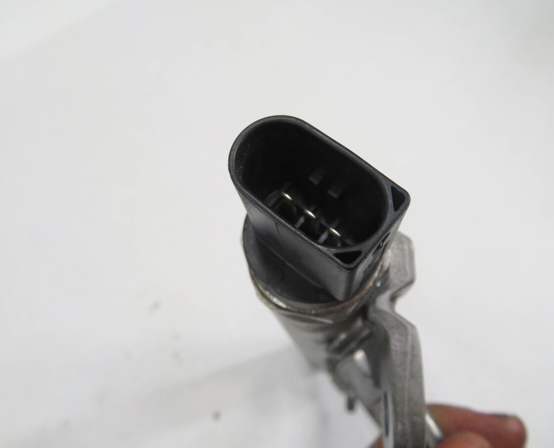 Thumbnail 6: 2012 MERCEDES GL350 (X164) 3.0L OM642 DIESEL ENGINE RIGHT INJECTION FUEL RAIL