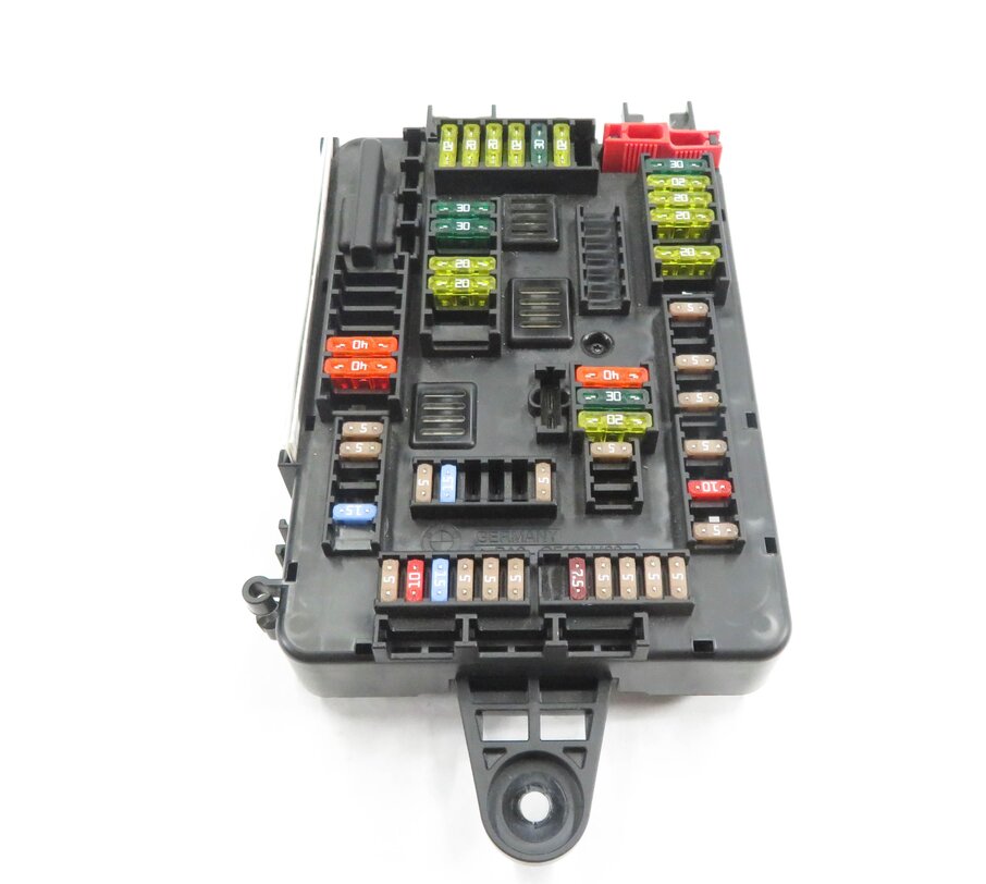 Thumbnail 3: 2014 BMW 328i (F30) DIESEL - REAR RELAY JUNCTION FUSE BOX