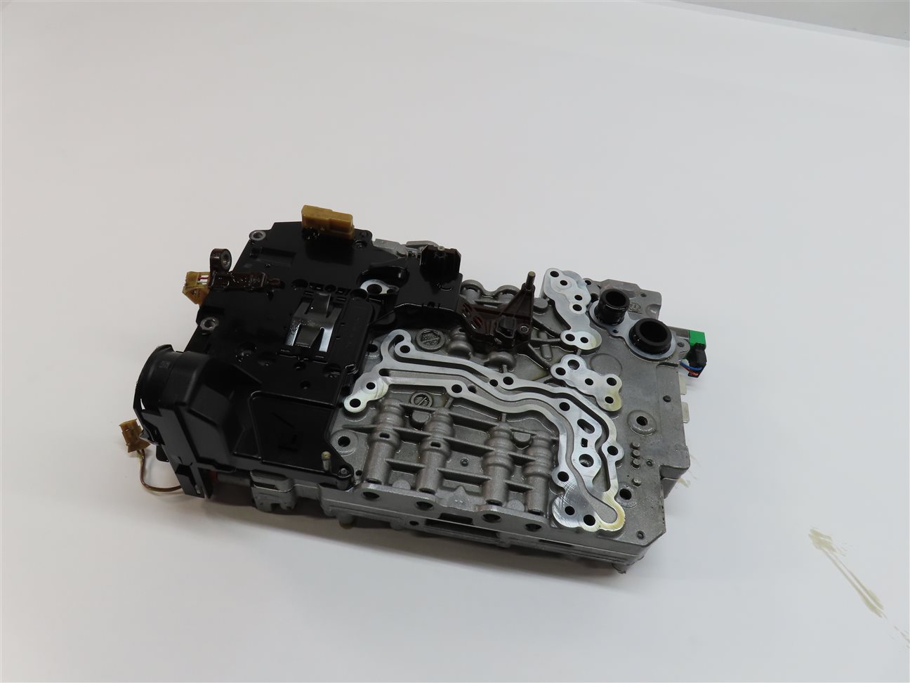 2014-2018 BMW 328i (F30) DIESEL X-DRIVE AWD 8HP-45 TRANSMISSION VALVE BODY 