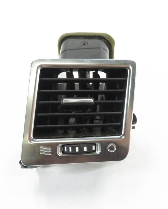 Thumbnail 2: 2011 RANGE ROVER SPORT (L320) RIGHT DASH OUTER HEATER A/C AIR VENT (SILVER)