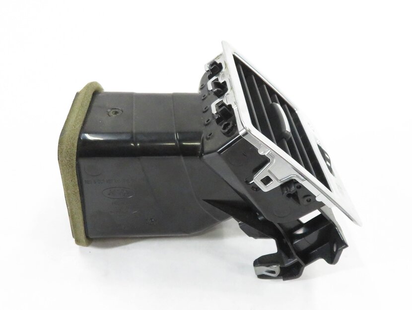 Thumbnail 3: 2011 RANGE ROVER SPORT (L320) RIGHT DASH OUTER HEATER A/C AIR VENT (SILVER)