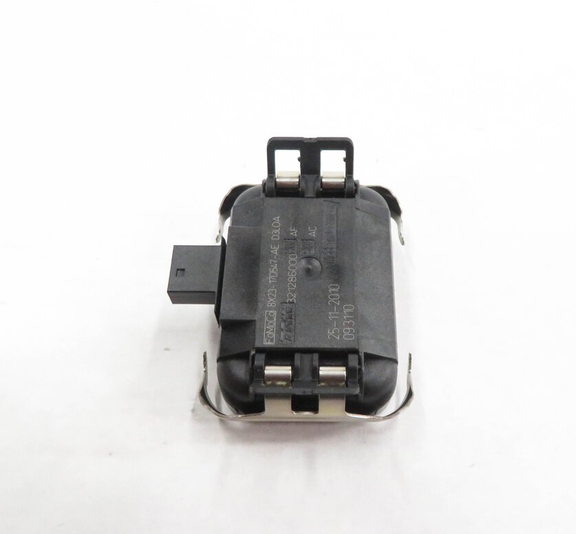 Thumbnail 3: 2011 RANGE ROVER SPORT (L320) SOLAR LIGHT RAIN WATER WINDSHIELD WIPER SENSOR RLS