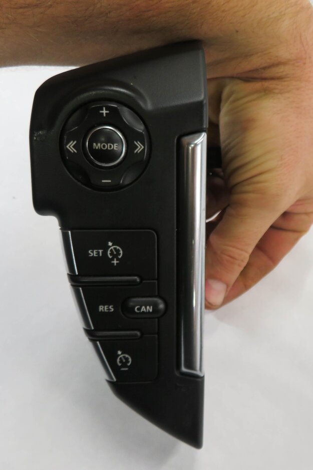 Thumbnail 9: 2011 RANGE ROVER SPORT (L320) STEERING STEREO PHONE CRUISE SWITCH SET-2