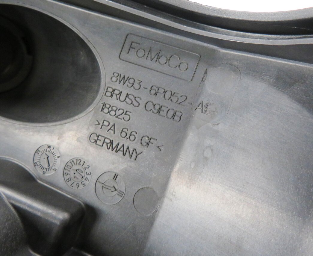 Thumbnail 6: 10-18 RANGE ROVER SPORT (L320 L322 L494 L405) 5.0L V8 - LEFT ENGINE VALVE COVER
