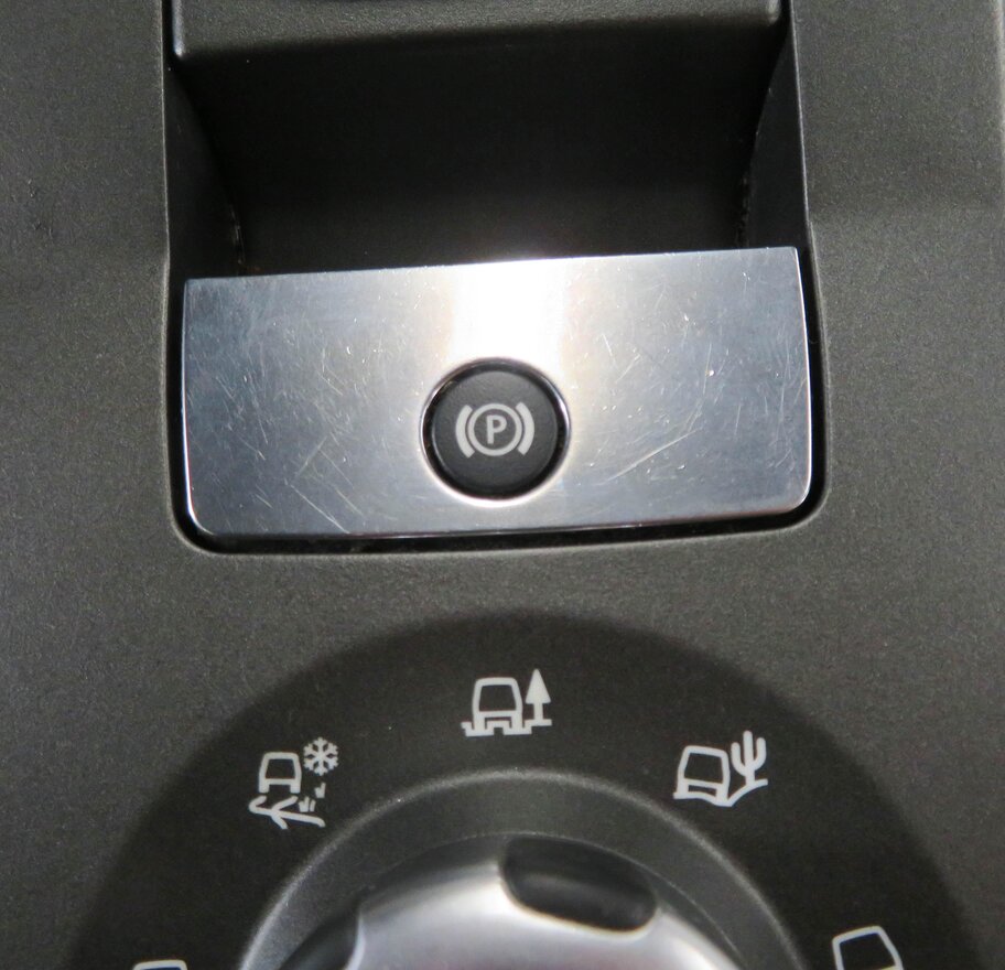 Thumbnail 9: 2011 RANGE ROVER SPORT (L320) SHIFTER TRANSFER CASE DIFFERENTIAL TERRAIN SWITCH
