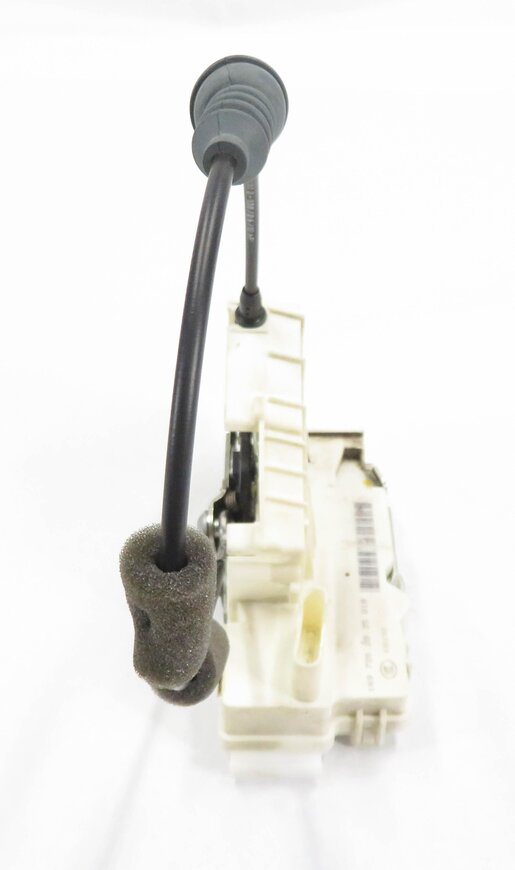 Thumbnail 3: 07-12 MB GL320 GL350 GL450 GL550 ML320 ML350 ML450 ML550 RIGHT FRONT DOOR LATCH