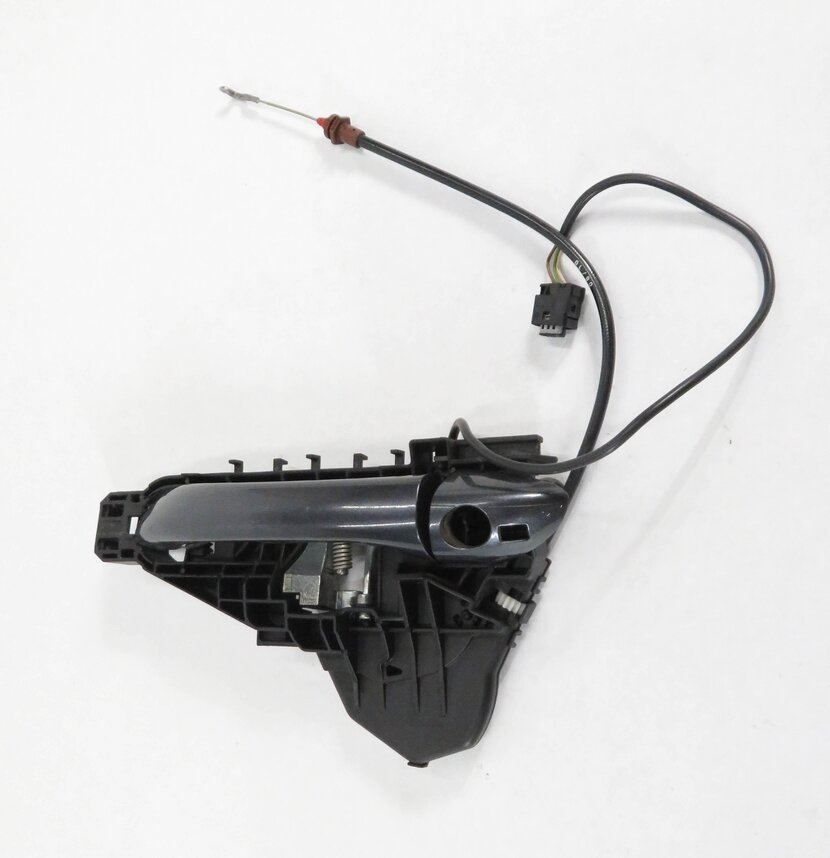 Thumbnail 3: 2010 MERCEDES BENZ ML350 (W164) LEFT FRONT DRIVER DOOR HANDLE (TENORITE GRAY)