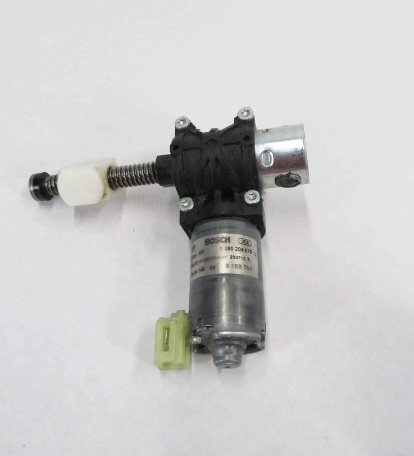 Thumbnail 7: 2013 BMW 535i (F10) LEFT FRONT DRIVER POWER SEAT MOTOR SET-4