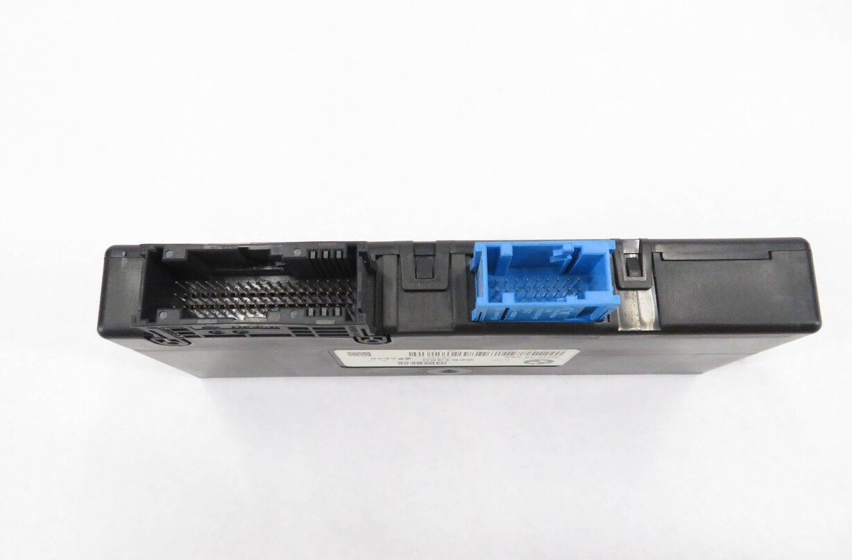 Thumbnail 5: 2013 BMW 535i (F10) THEFT LOCKING CENTRAL GATEWAY CONTROL MODULE COMPUTER