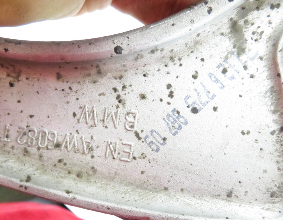 Thumbnail 6: 11-19 BMW 528i 535i 550i 640i 650i (F06 F10) RWD RIGHT FRONT CONTROL ARM SET (3)