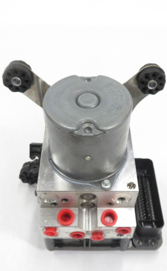 Thumbnail 3: 2012-2013 BMW ACTIVEHYBRID 5 - ABS DSC ANTI LOCK BRAKE PUMP w/ MODULE