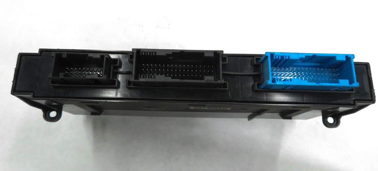 Thumbnail 5: 2013 BMW ACTIVEHYBRID 5 - MAIN PRIMARY BODY CONTROL MODULE COMPUTER