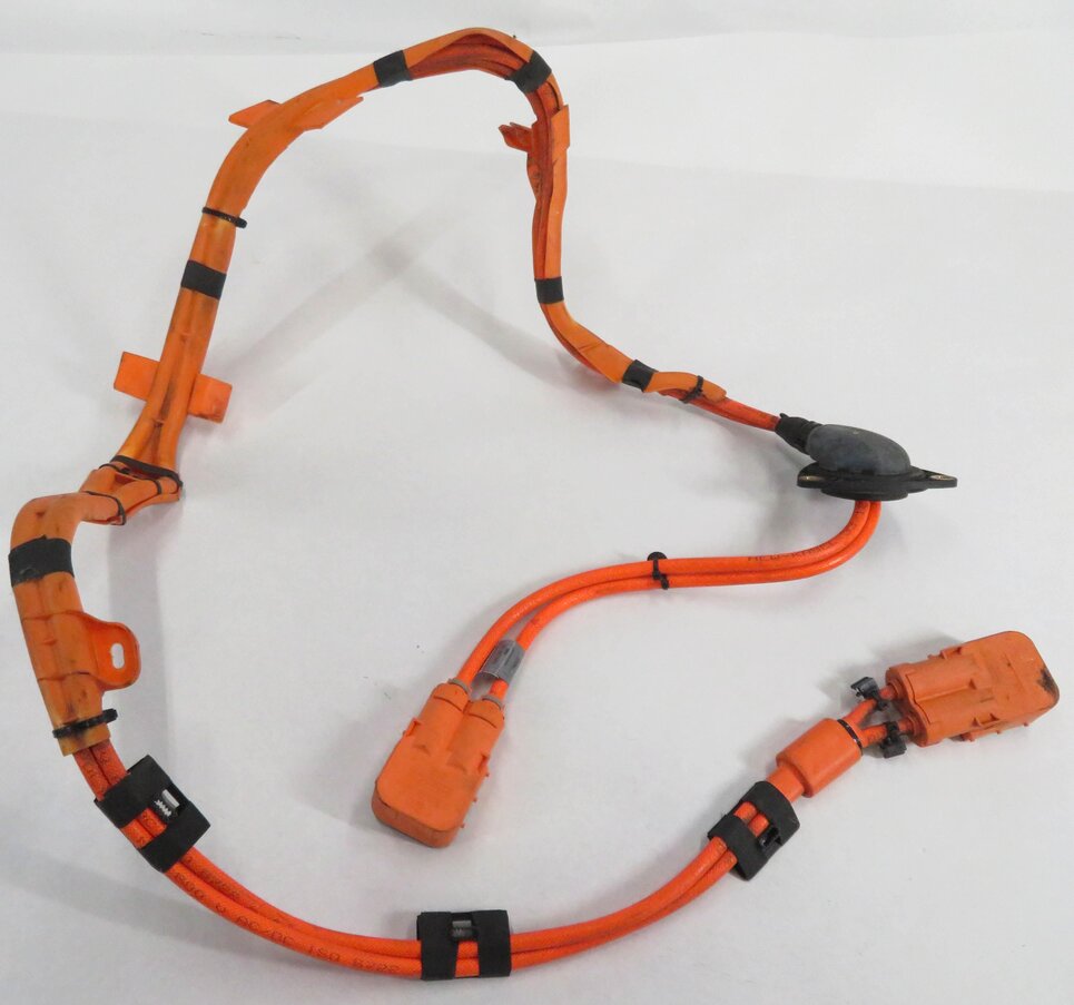 Thumbnail 2: 2013 BMW ACTIVEHYBRID 5 - POWER INVERTER MAIN HIGH VOLTAGE WIRE WIRING HARNESS