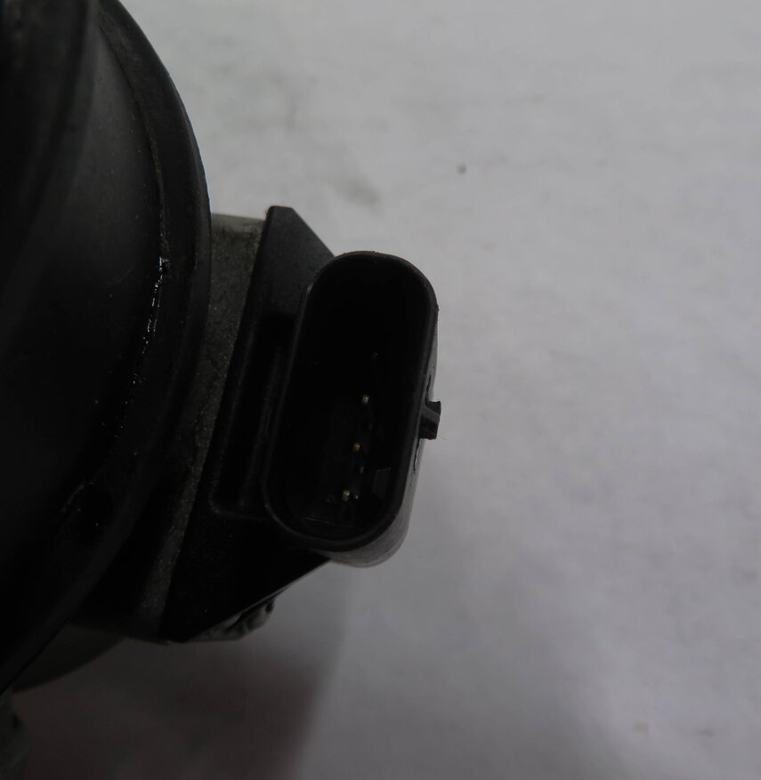 Thumbnail 6: 2013 BMW ACTIVEHYBRID 5 - 3.0L N55 TURBO ENGINE AUX AUXILIARY WATER COOLANT PUMP
