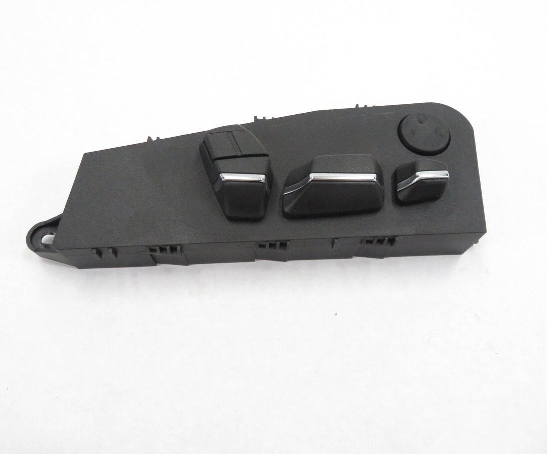 Thumbnail 3: 2013 BMW ACTIVEHYBRID 5 - RIGHT FRONT PASSENGER MEMORY SEAT ADJUSTMENT SWITCH