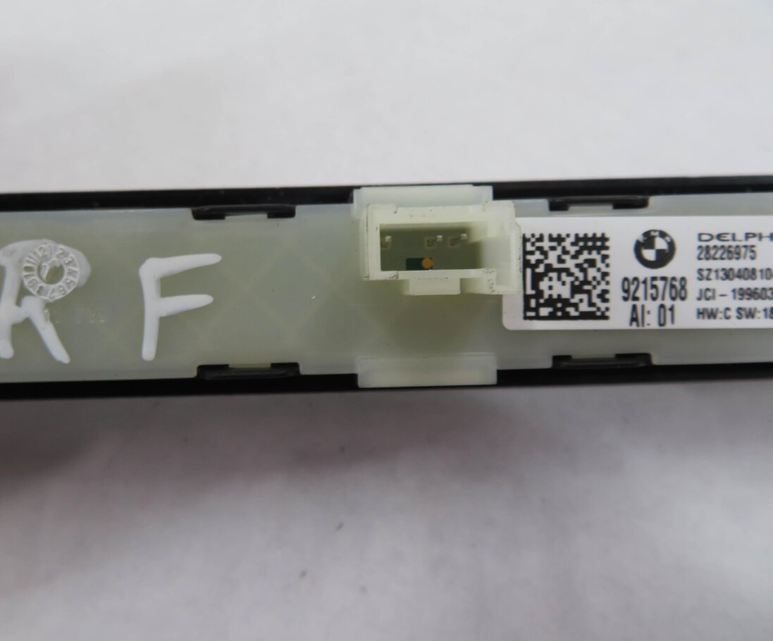 Thumbnail 9: 2013 BMW ACTIVEHYBRID 5 - RIGHT FRONT PASSENGER MEMORY SEAT ADJUSTMENT SWITCH