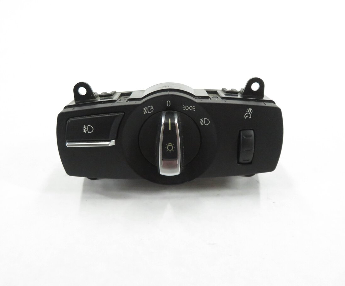 Thumbnail 2: 2013 BMW ACTIVEHYBRID 5 - FOG LIGHT LAMP / DIMMER ROLLER / HEADLIGHT SWITCH
