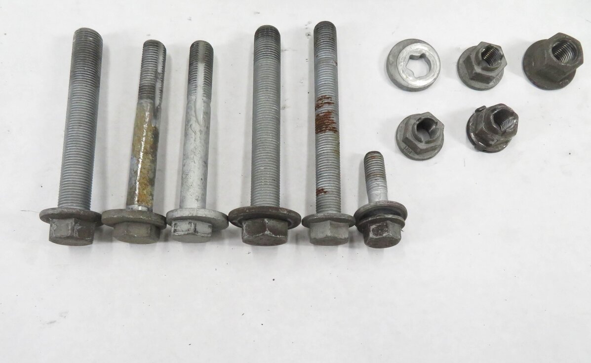 Thumbnail 11: 11-19 BMW 535i 550i 640i 650i 740i 750i (F01 F10) RIGHT REAR CONTROL ARM SET-3