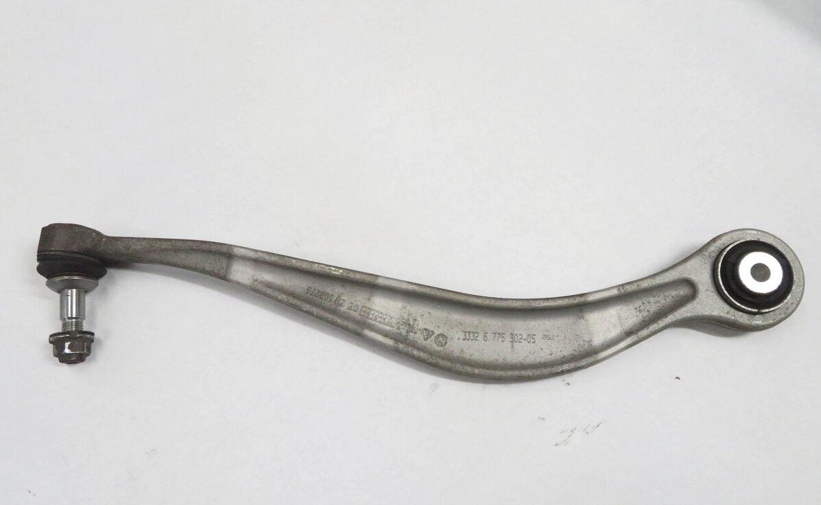 Thumbnail 5: 11-19 BMW 535i 550i 640i 650i 740i 750i (F01 F10) RIGHT REAR CONTROL ARM SET-3