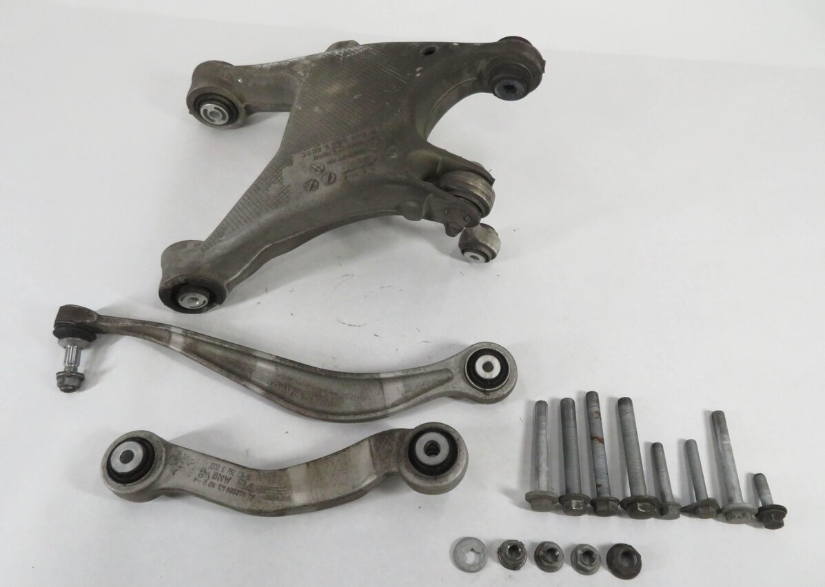 11-19 BMW 535i 550i 640i 650i 740i 750i (F01 F10) RIGHT REAR CONTROL ARM SET-3