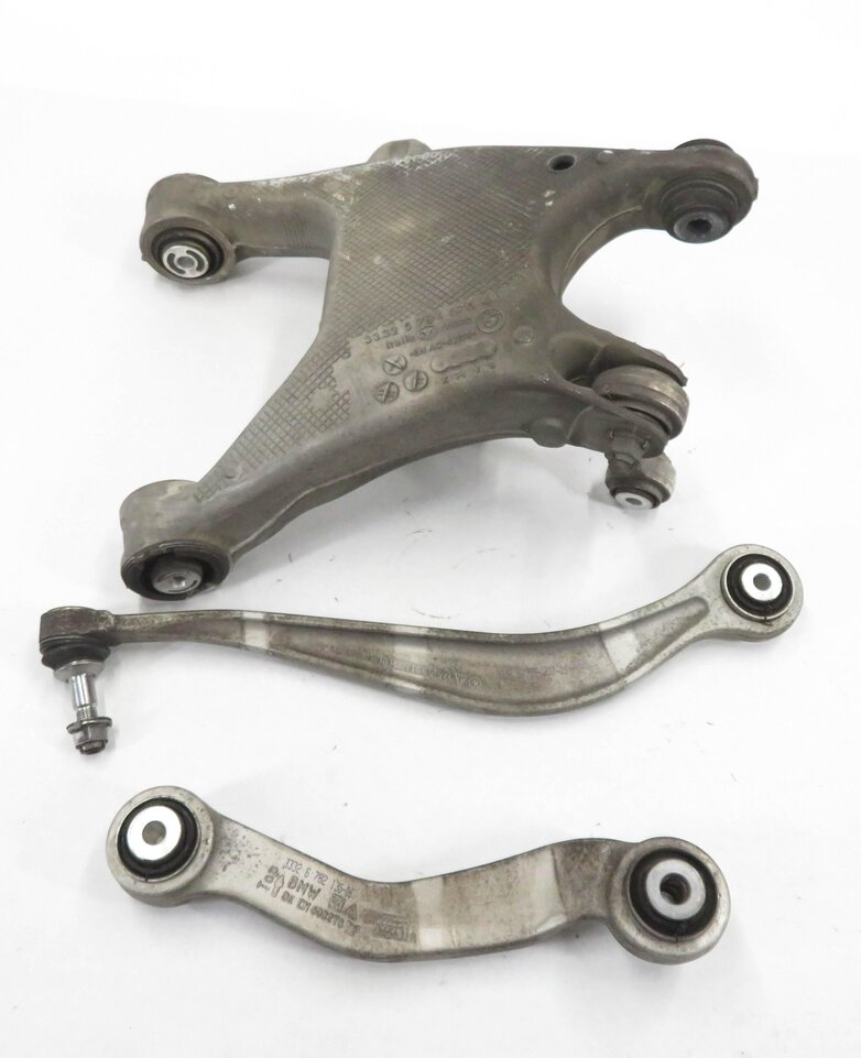 Thumbnail 2: 11-19 BMW 535i 550i 640i 650i 740i 750i (F01 F10) RIGHT REAR CONTROL ARM SET-3