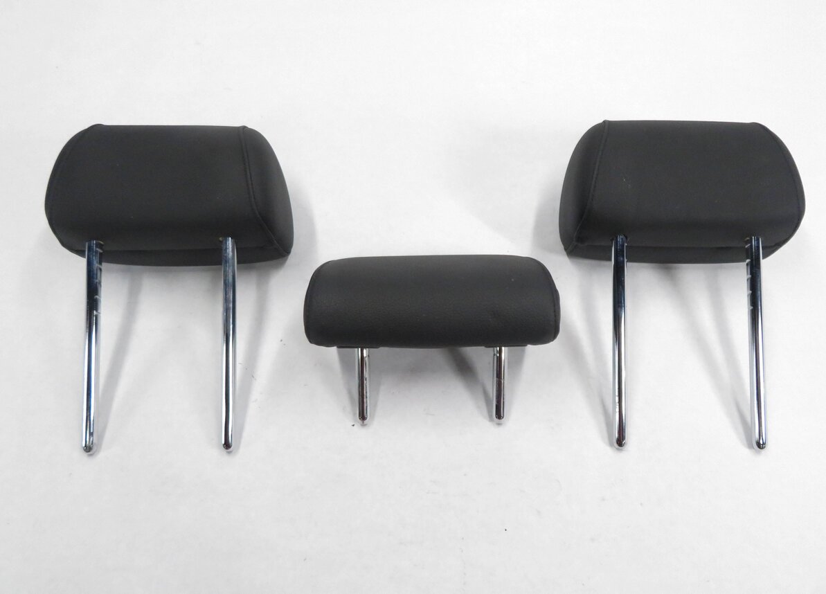 Thumbnail 5: 2013 BMW ACTIVEHYBRID 5 - REAR HEADREST HEAD REST SET-3 (BLACK DAKOTA LEATHER)