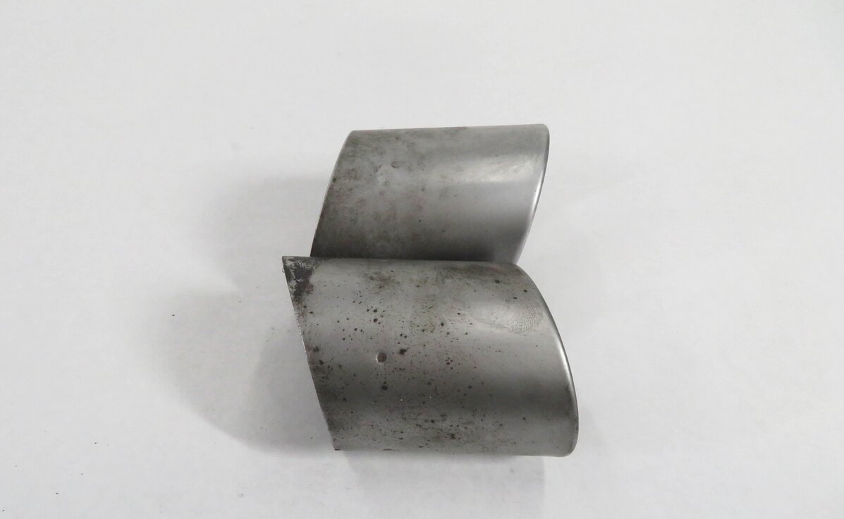 Thumbnail 3: 2013 BMW ACTIVEHYBRID 5 - MUFFLER PIPE TRIM EXHAUST TIP SET-2